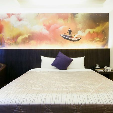 טאיפיי Carnival Motel מראה חיצוני תמונה