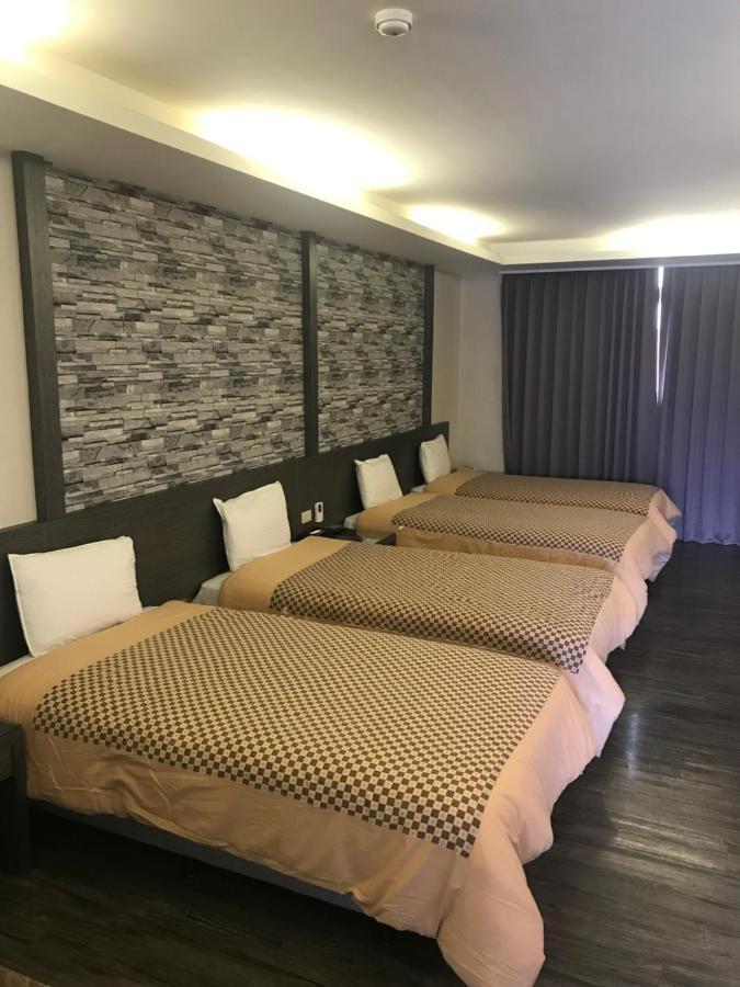 טאיפיי Carnival Motel מראה חיצוני תמונה